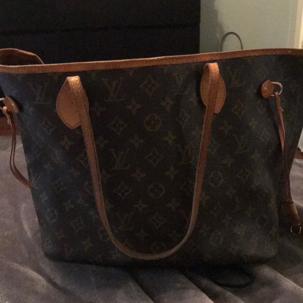 Authentic Louis Vuitton tote